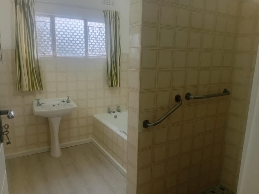 To Let 1 Bedroom Property for Rent in Vincent Eastern Cape